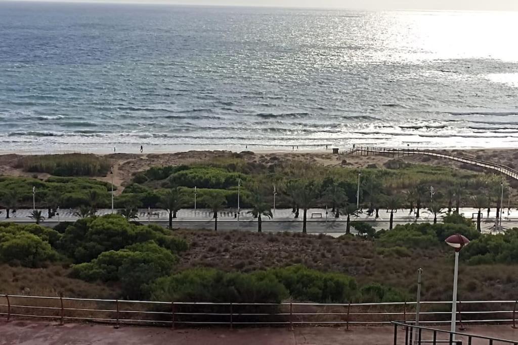 Bungalow En Primera Linea Del Mar Arenales del Sol Exterior foto