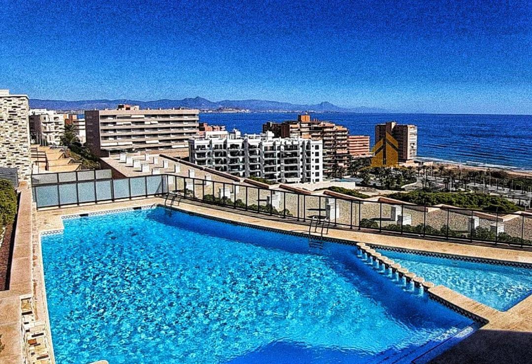 Bungalow En Primera Linea Del Mar Arenales del Sol Exterior foto